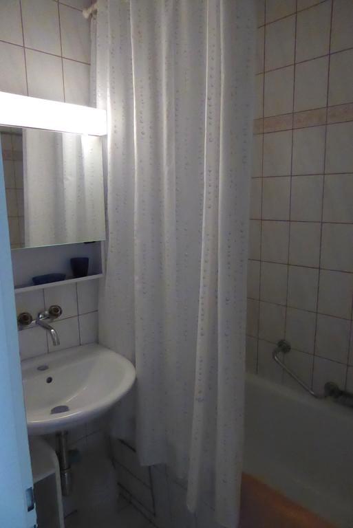 B&B Schlettstadterstrasse Bazel Buitenkant foto