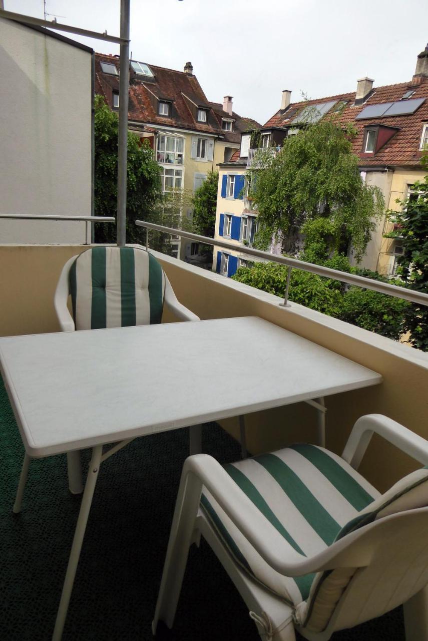 B&B Schlettstadterstrasse Bazel Buitenkant foto